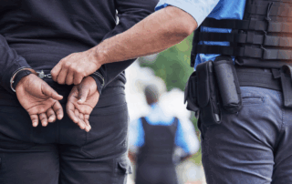 Police officer making an arrest for misdemeanor vs felony in New York